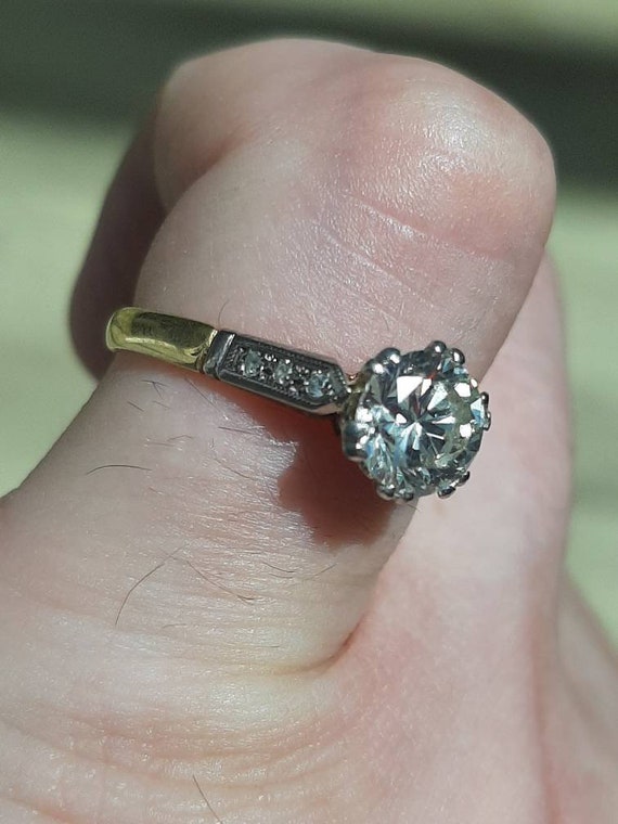 An antique 18ct gold, and platinum diamond ring - image 3