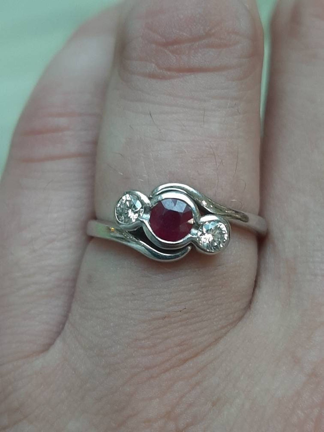 A Vintage 18ct White Gold Ruby and Diamond Ring - Etsy
