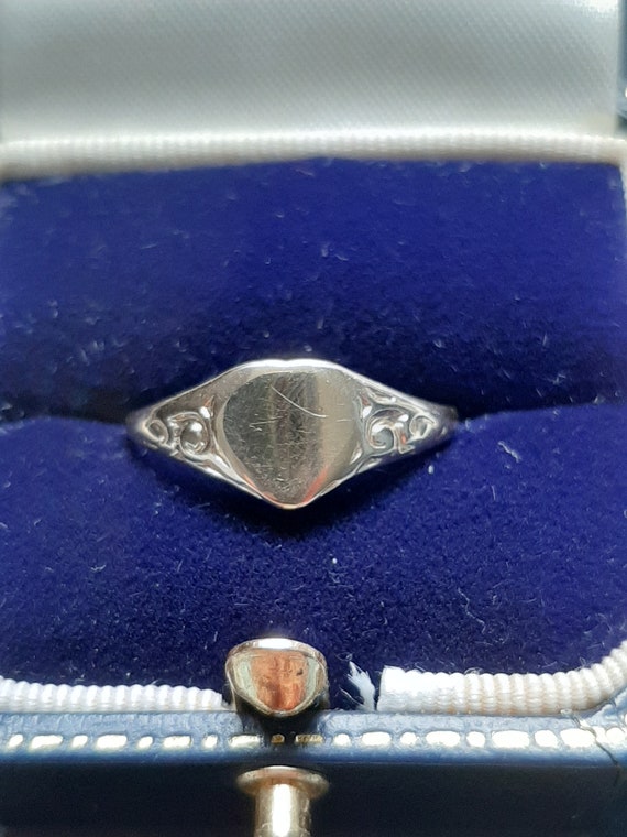 9ct Rose Gold 9 x 9mm Heart Signet Ring