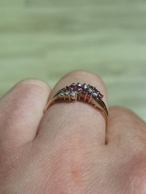 A vintage 9ct gold and ruby and diamond ring - image 3
