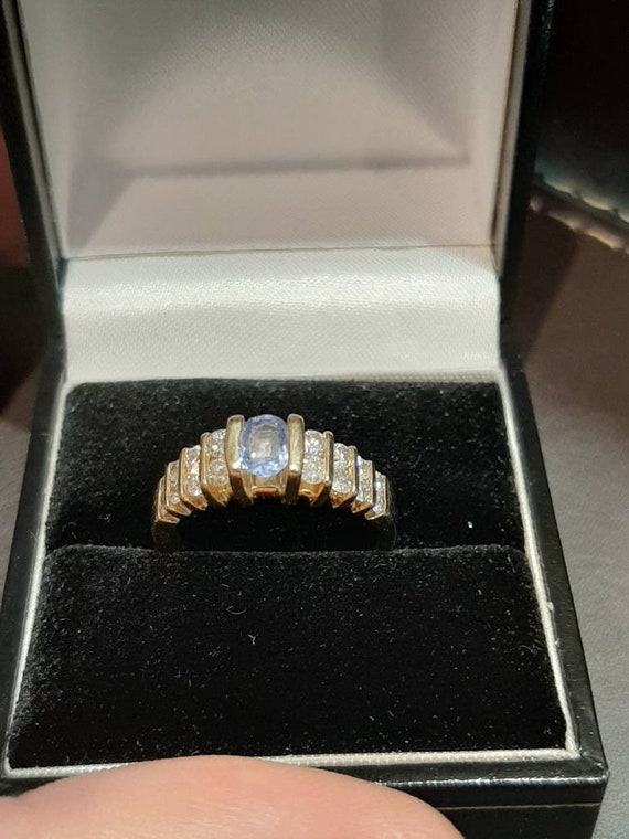 A vintage 14ct gold sapphire and diamond ring - image 6