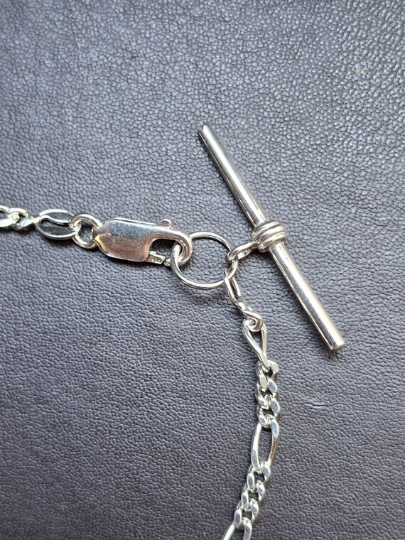 A vintage solid silver figaro link bracelet with … - image 5