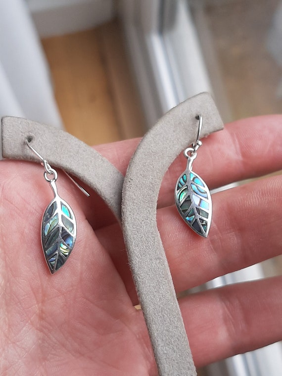A vintage pair of silver abalone shell leaf drop … - image 1
