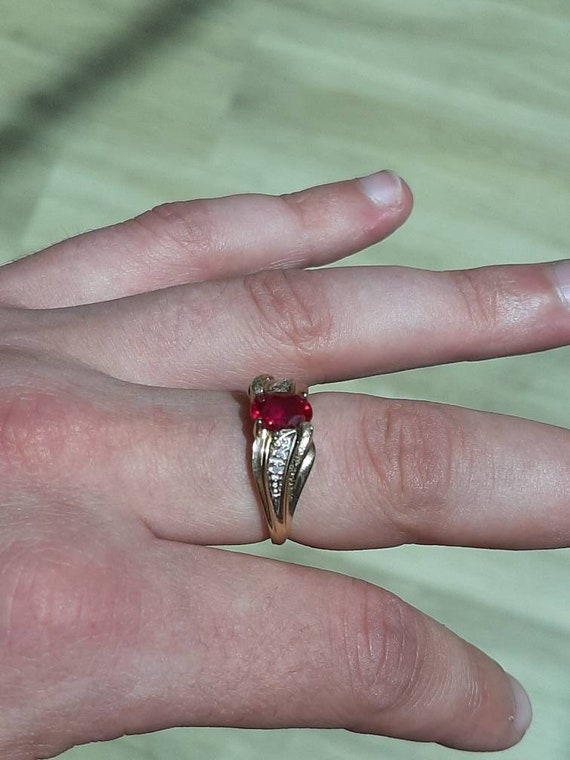 A 9ct gold ruby and diamond ring - image 9