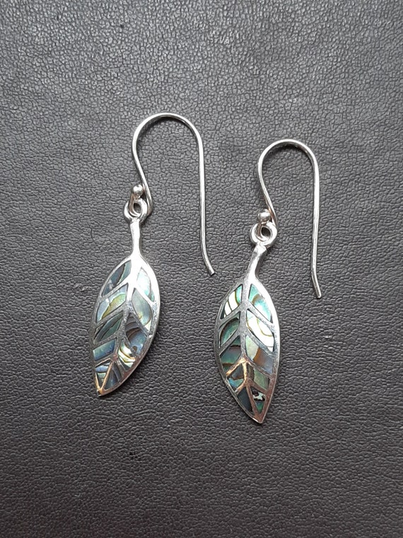 A vintage pair of silver abalone shell leaf drop … - image 8