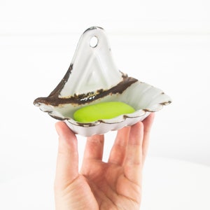 Vintage wall mounted enamel white soap dish. Iron white soap holder. Farmhouse bathroom decor. Art Deco replacement.