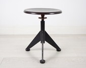 Vintage black swivel metal stool. Industrial Stool. Adjustable Bar Stool. Tripod stool. Side table. Vintage metal nightstand.