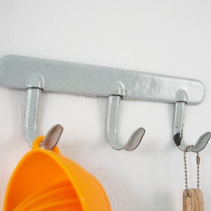 Vintage Kitchen Wall Rack with 3 Hooks, Vintage Kitchen Hooks, Vintage Enameled Kitchen Hooks, Vintage Metal Kitchen Shelf, Kitchen Decor