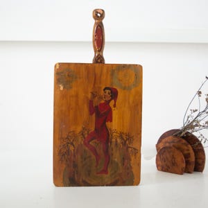 Vintage primitive cutting board. Original old breadboard. Vintage cutting board. Wood chopping board. Hand-painted decorative kitchen board