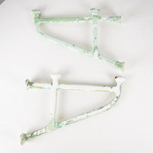 Vintage Green Cast Iron Sink Brackets, Vintage bracket supports, Fancy Iron Brackets, Iron Shelf Support, Enamel Shelf Bracket Bathroom