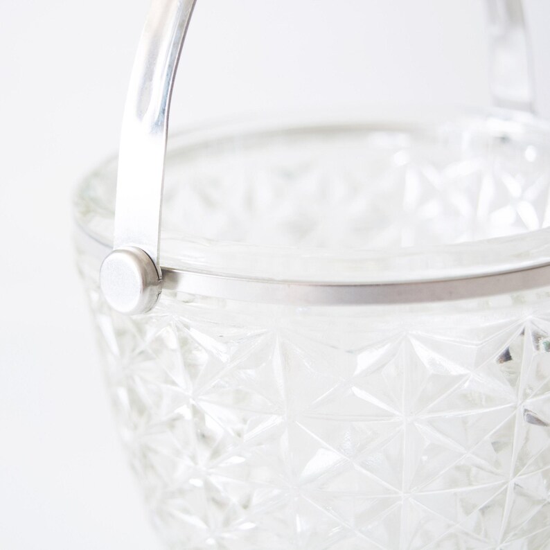 Vintage Crystal Glass Ice Bucket: Retro Barware with Metal Handle image 4