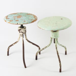 Vintage stool - Metal Bar stools - Counter stool with metal legs - Industrial Furniture - Tripod Stool, Swivel Stool, Antique Drafting Stool