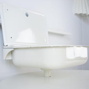 Vintage Weiße Emaille Spüle: Retro Metall Spülbecken