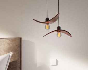 Lampes suspendues de chevet en bois, luminaire ailes fait main, aile suspendue scandinave en bois, lampe suspendue, lampe en bois d'aulne écologique