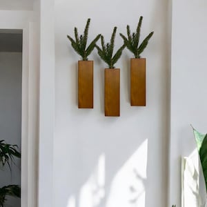 Minimalistischer Übertopf aus Holz für den Innenbereich, Wandvase aus Holz, Wandblumenhalter aus Kiefernholz