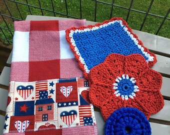 Patriotic Home and Hearts Kitchen Towel gift Set