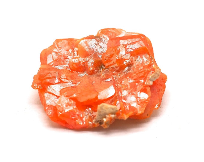 Pure Wulfenite 20mm x 18mm - 3gram. Rare! Ethically sourced, fair trade. Pure energy. Nice quality, orange. Wulfenite from Morocco