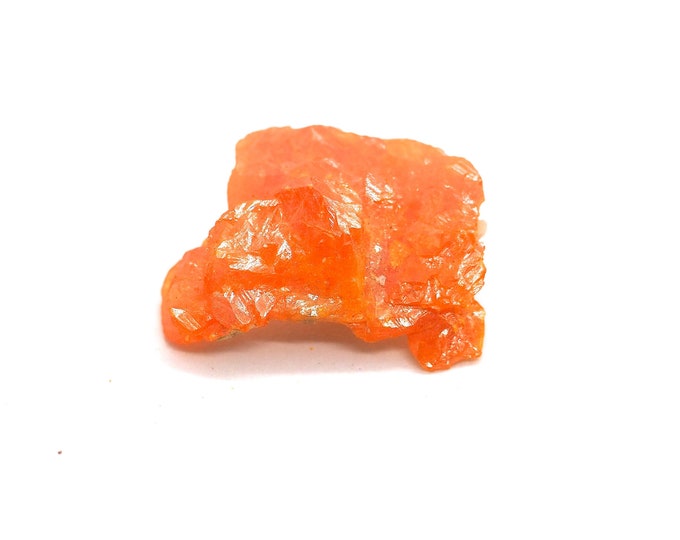 Pure Wulfenite leaf 17mm x 16mm - 2 grams