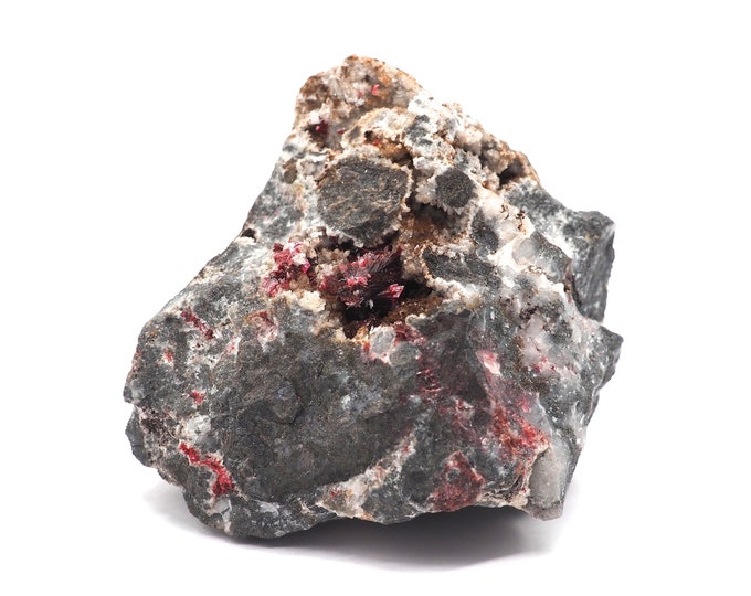 Erythrite with quartz 70 mm x 60 mm (308 grams). Ethically sourced and fair trade mineral. Rosalite, rock crystal.