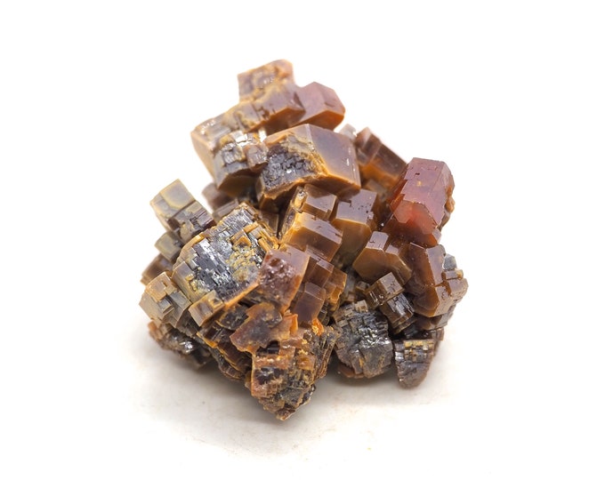 Pure Vanadinite Crystal 30 mm x 30 mm x 20 mm (44 grams)