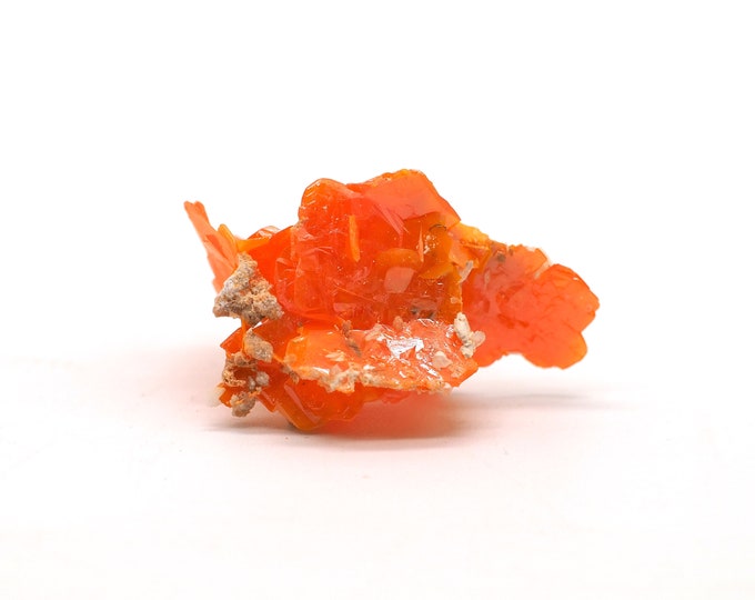 Pure Wulfenite leaf 28mm x 20mm - 4 grams. Ethically sourced and fair trade mineral. Special piece!