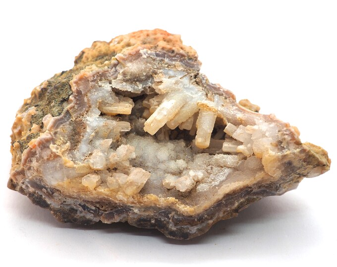 Aragonite with calcite 100mm x 70mm (348 grams)
