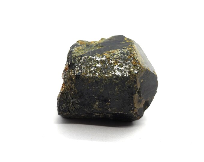 Tourmaline 30mm x 25mm (33 grams)