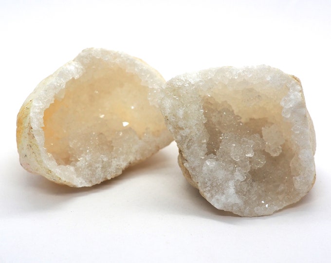 Calcite geode 65mm x 50mm (102 grams)