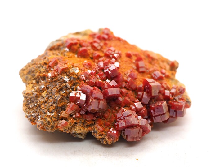 Vanadinite Crystal (50 mm x 50 mm x 20 mm (84 grams)