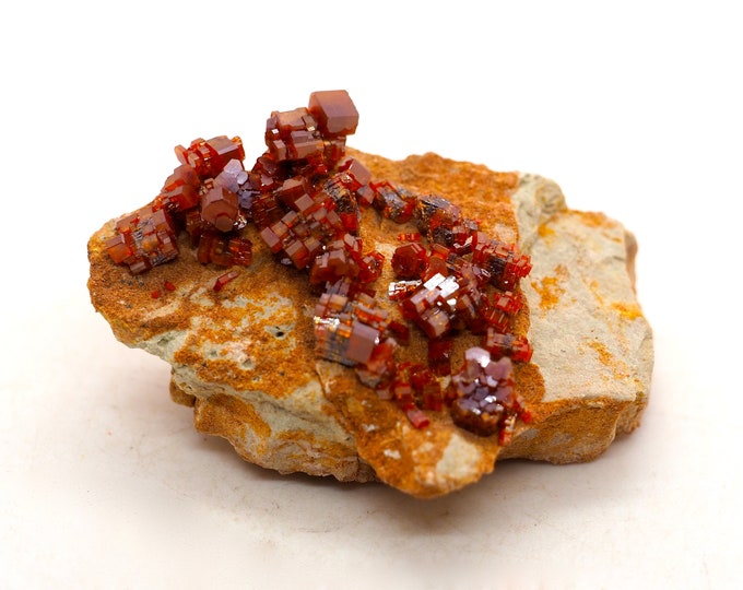 Vanadinite Crystal (50 mm x 35 mm x 25 mm (30 grams)
