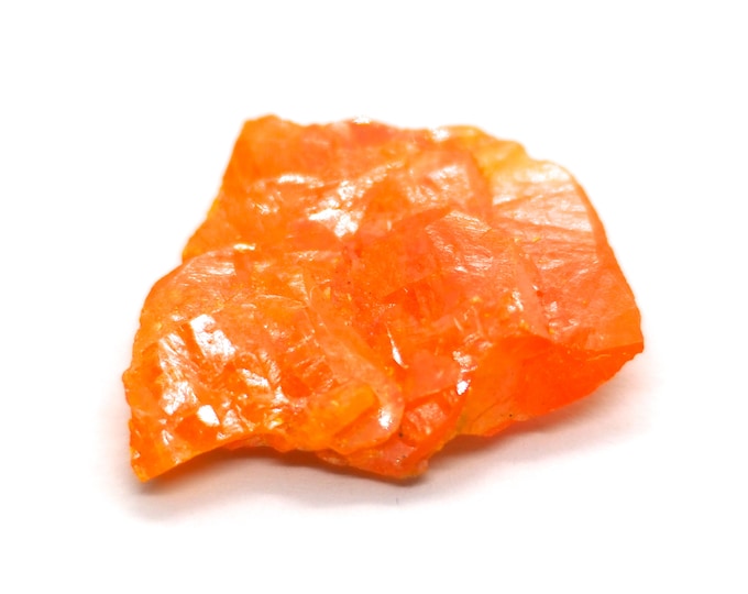 Pure Wulfenite leaf 19mm x 14mm - 3 grams