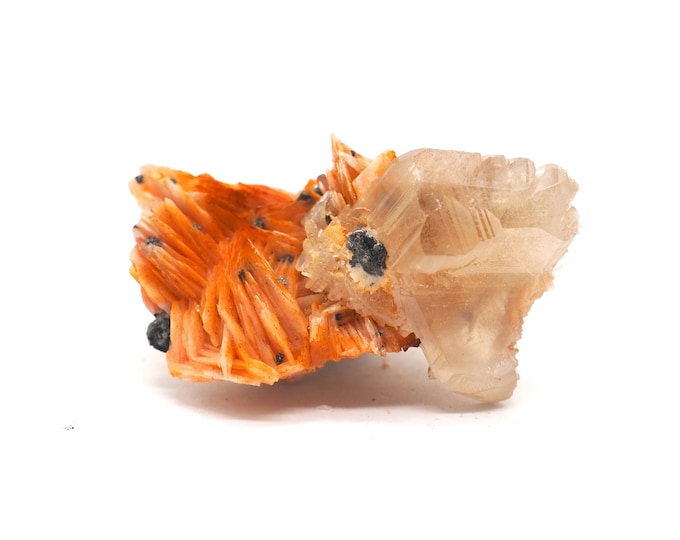 Cerussite Barite 45mm x 30mm - 49gram. Ethically sourced and fair trade mineral. Nice quality. Straight from the mine. Clear energy.