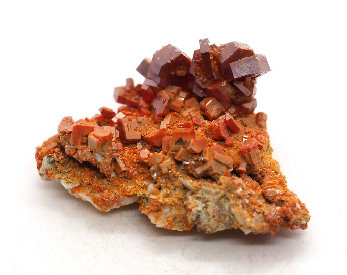 Vanadinite Crystal (50 mm x 40 mm x 25 mm (38 grams)