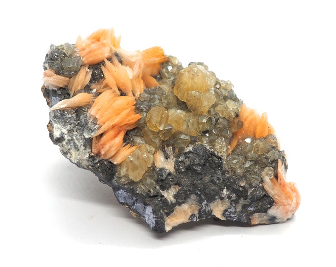 Cerussite Barite 70 mm x 45 mm - 131 grams