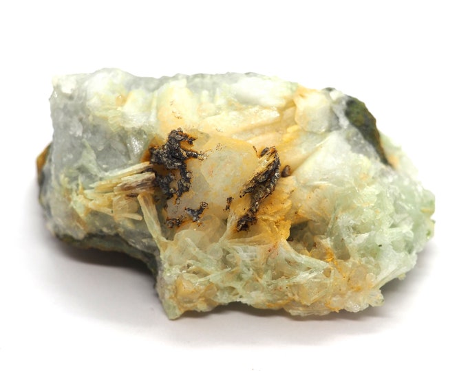 Raw Prehnite 70 mm x 45 mm (108 grams)