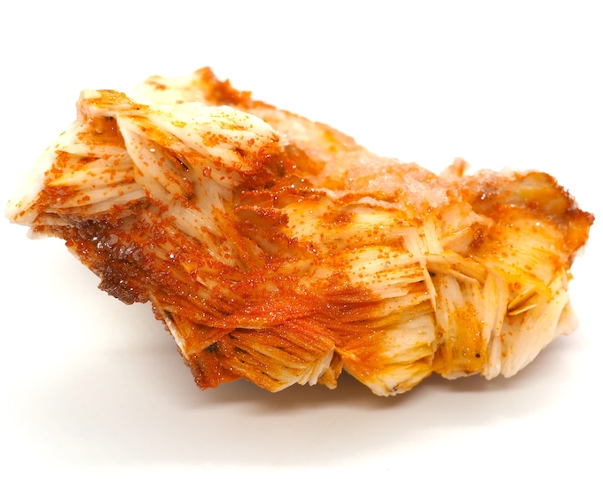 Vanadinite crystals on white barite