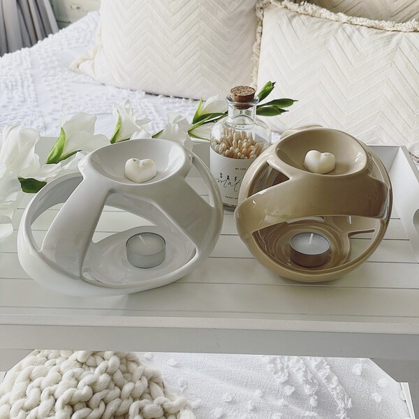 White, Beige or Black High Gloss Chelsea Wax Burner - Contemporary