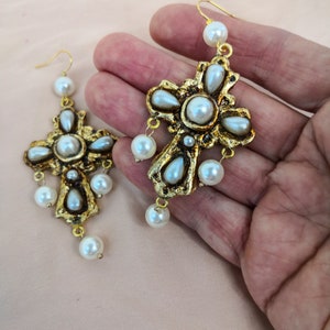 Pearl Cross Earrings, Italian Renaissance jewel, epoxy resin jewel image 3