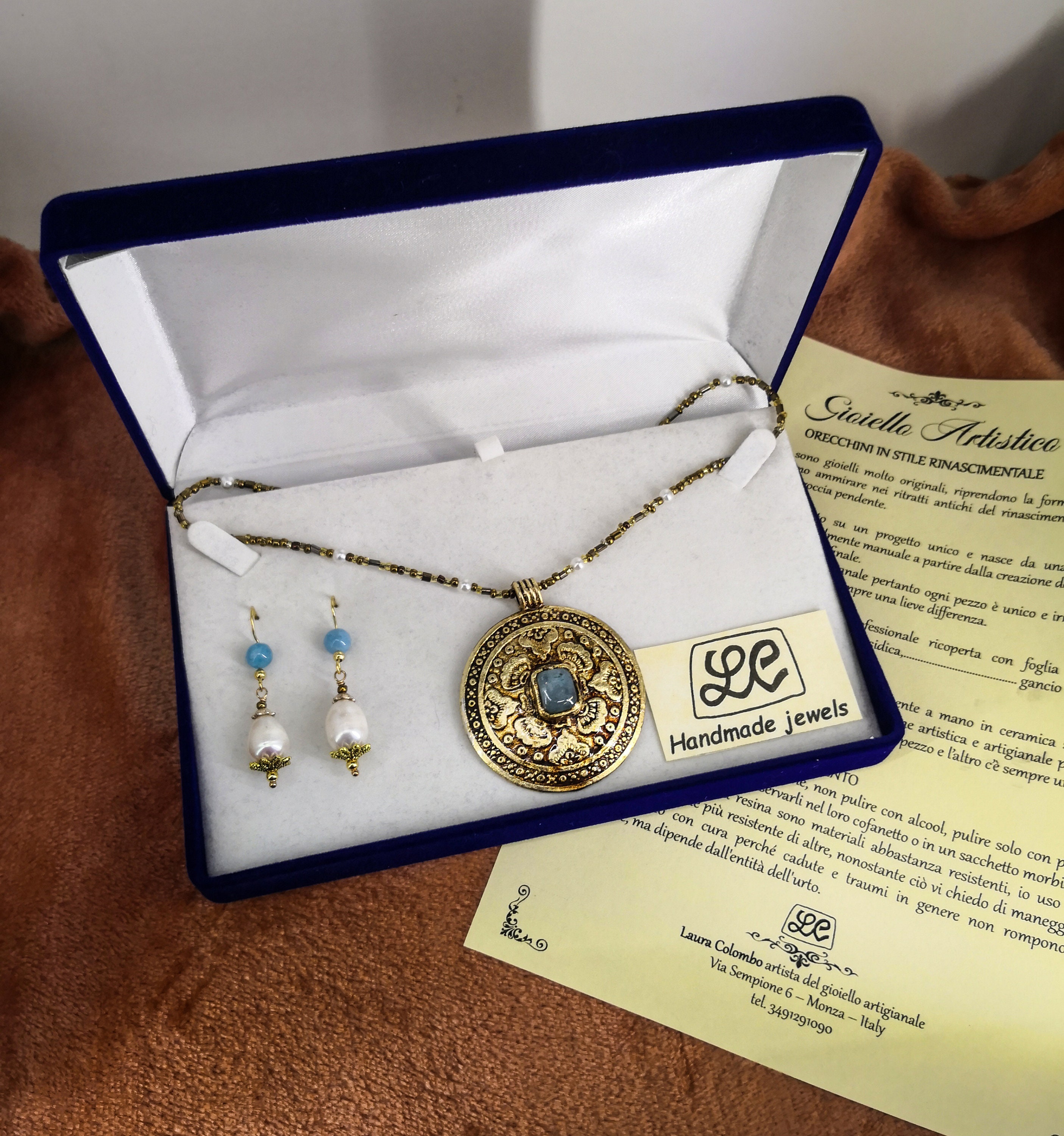 matching-historical-tudor-style-necklace-and-earrings-with-real
