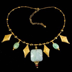 Collana in Stile Etrusco con vera Pietra di Giada, riproduzione di gioiello antico, gioiello per corteo storico