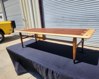 Lane Acclaim Coffee Table - Style 900 01