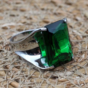 Emerald Ring, Handmade Women&#39;s Ring, Turkish Handmade Ring, Authentic Ring, Ottoman Ring, Ladies Ring, 925k Sterling Silver, Gift For Her,