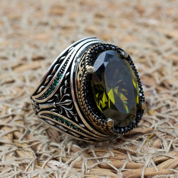 Men's Handmade Ring, Peridot Men's Ring, Turkish Handmade Silver Men's Ring, Ottoman Men's Ring, Gift for Him, 925k Sterling Silver Ring