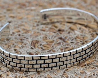 Handgefertigtes Sterling Silber Manschetten Armband für Männer: Strukturierter Armreif