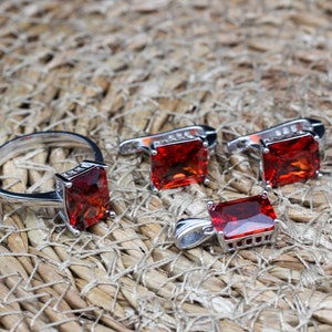 Handmade Ruby 925k Sterling Silver Jewelry Set: Turkish Design