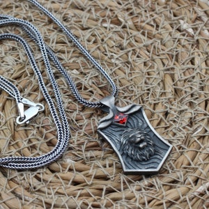 Handgjort halsband med lejonhänge i sterlingsilver - Turkiska herrsmycken