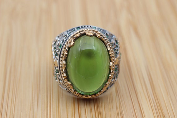 ハンドメイドのエメラルドリング：トルコ製925kスターリングシルバー