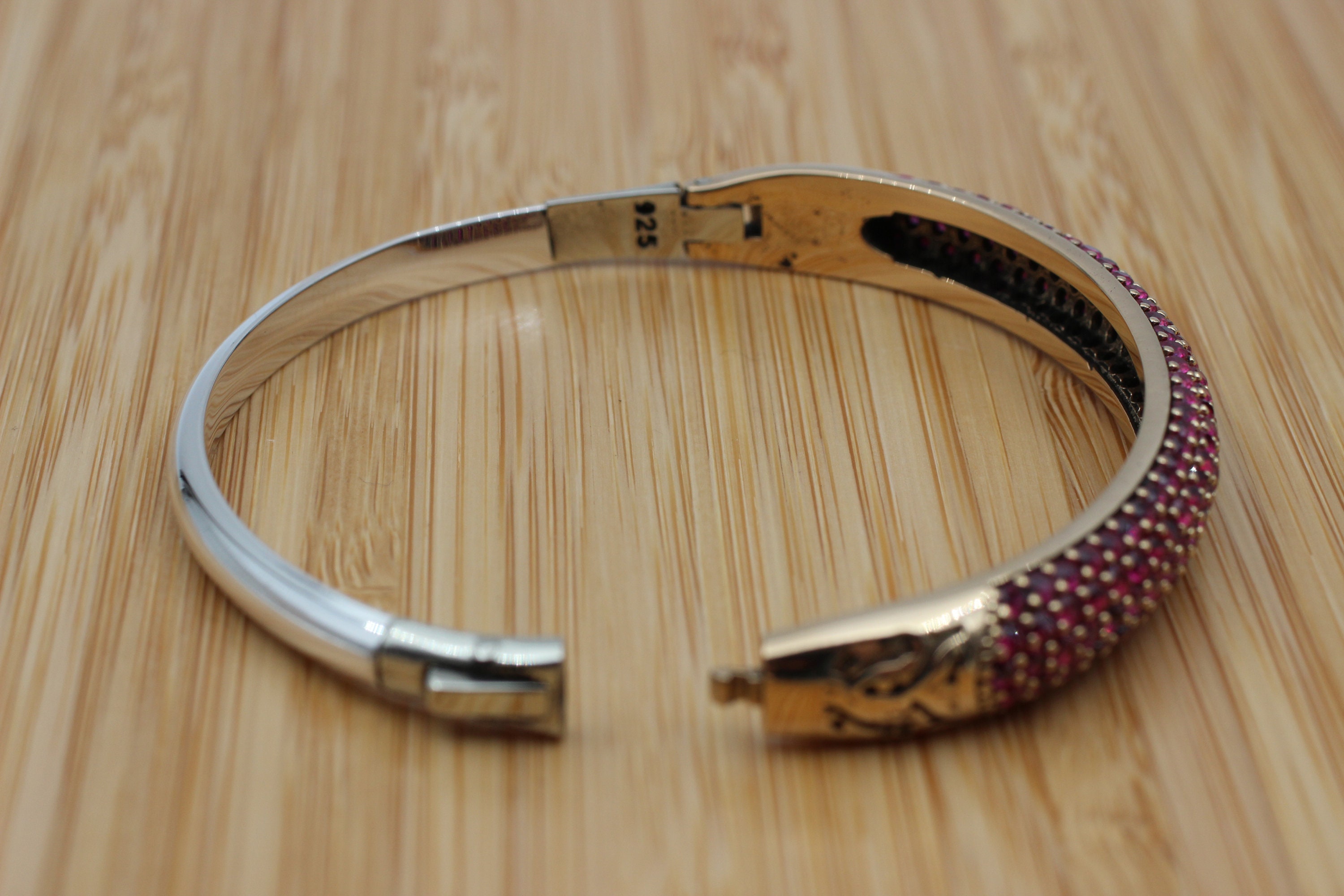 WARP-BANGLE_900x1200_d63b541a-