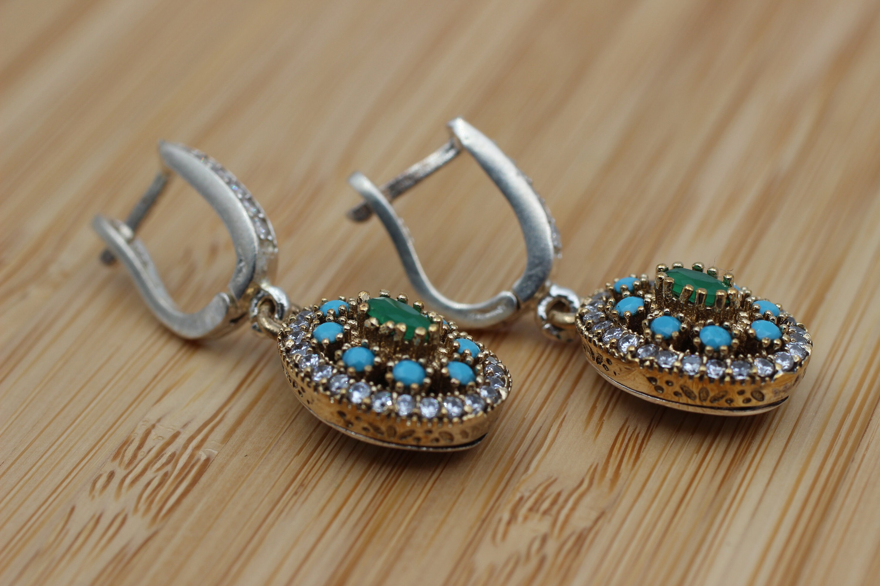 Ottoman Style Silver & Emerald Jewelry Set – Handmade Turkish Earrings, Ring, Necklace