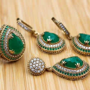 Emerald Set, Authentic Set, Handmade Set Women, Turkish Handmade, Ladies Jewelry Set, Earring, Pendant, Ladies Set, 925k Sterling Silver